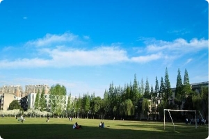 昆明市盘龙职业高级中学的升学渠道有哪些？