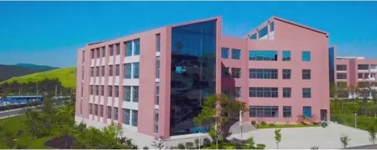 云南省电子信息高级技工学校的评价|听学长学姐说