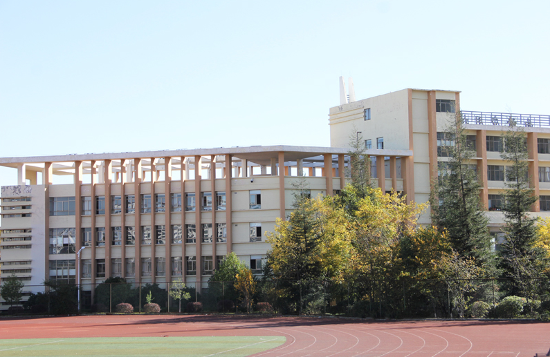 曲靖应用技术学校录取分数线是多少