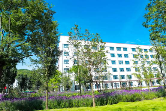 云南三鑫职业技术学院优惠政策全解析：暖心助学，筑梦前行