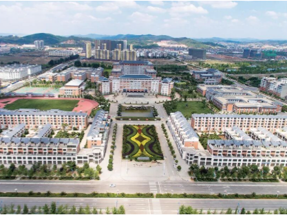 主城芯学府，技能梦起航：云南工业技师学院麒麟校区全景解读