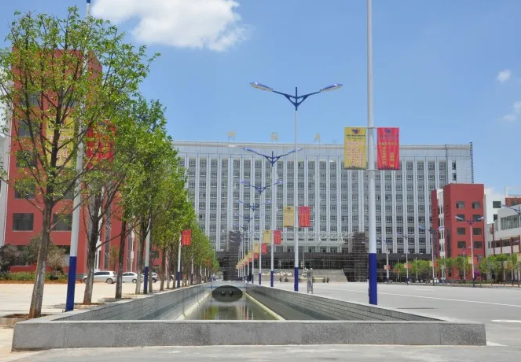 曲靖工商职业技术学校2026优惠政策全览：多重利好、减负成才