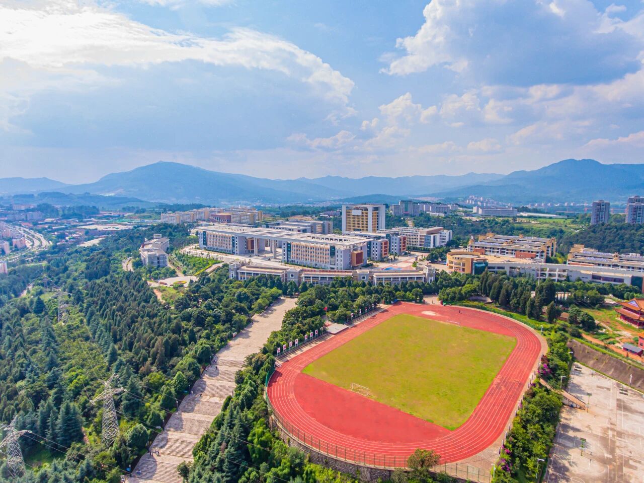 云南技师学院2026学校管理体系全览：全方位护航成长