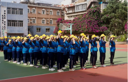 管理1学生.png