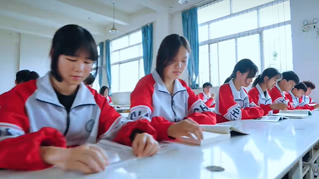 1781677693448516.png 上课4.png